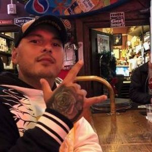 Meet your Posher, Chad